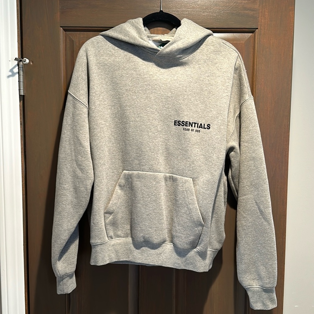Essentials Fear of God Hooded Sweatshirt. NWT. Size XS.